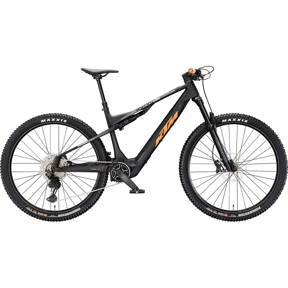 Bicicletă electrică KTM Macina Scarp SX Elite culoare negru, full suspension carbon SLL 140mm, furcă RockShox Recon Gold RL 140mm, amortizor RockShox Deluxe Select+, motor Bosch Performance SX 55Nm, baterie CompactTube 400Wh, vedere laterală