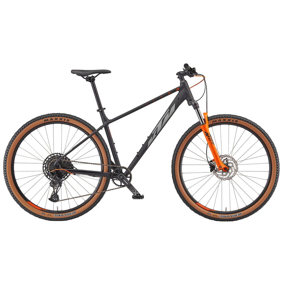Bicicletă MTB hardtail KTM Ultra Fun 29 culoare negru, cadru aluminiu Alloy 6061 29 inch, furcă Suntour XCM coil 100mm blocare la distanță, transmisie SRAM SX Eagle 12v casetă 11-50T, frâne Tektro hidraulice disc Shimano RT10, anvelope Maxxis Rekon Race E