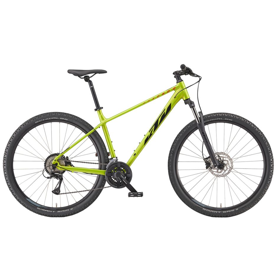 Bicicletă MTB KTM Chicago 292 culoare galben, roți 29 inch, cadru aluminiu hardtail cu furcă suspendată Suntour și frâne hidraulice disc Shimano, vedere laterală