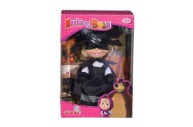 Masha star de cinema cu costum zorro