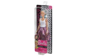 Papusa barbie fashionista cu maieu alb