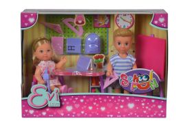 Evi si sam distractie la scoala