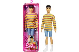 Papusa baiat fashionistas cu pulover supradimensionat