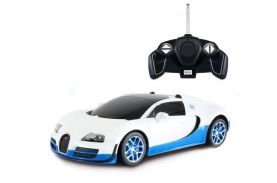 Masina cu telecomanda bugatti grand sport vitesse alb cu scara 1 la 18