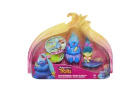 Pachet figurine trolls pe skate