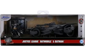 Batman automobil batmobile justice league 1:32