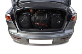 Set de 4 genti auto pentru MITSUBISHI LANCER LIMOUSINE, an fabricatie 2007 - 2016