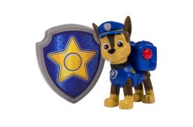 Figurina si insigna paw patrol chase politist 6.3 cm
