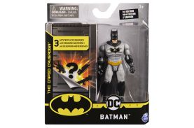Figurina batman 10cm cu costum gri si 3 accesorii surpriza