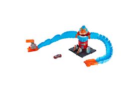 Hot wheels city pista inamicilor benzinarie