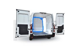 Separator compartiment marfa din ABS pentru VOLKSWAGEN TRANSPORTER T6.1 2004- ,  Ampatament: 3000(L1),  dimensiuni compartiment incarcare: 2543x1410(H1), Cu usa glisanta pe partea stanga (volan pe partea dreapta)