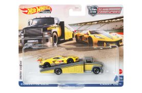 Hot wheels transportator carry on cu masinuta corvette c8.r scara 1:64