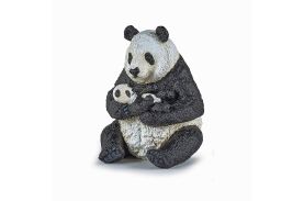 Papo figurina urs panda sezand cu pui in brate