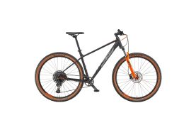 Bicicletă MTB hardtail KTM Ultra Fun 29 culoare negru, cadru aluminiu Alloy 6061 29 inch, furcă Suntour XCM coil 100mm blocare la distanță, transmisie SRAM SX Eagle 12v casetă 11-50T, frâne Tektro hidraulice disc Shimano RT10, anvelope Maxxis Rekon Race E