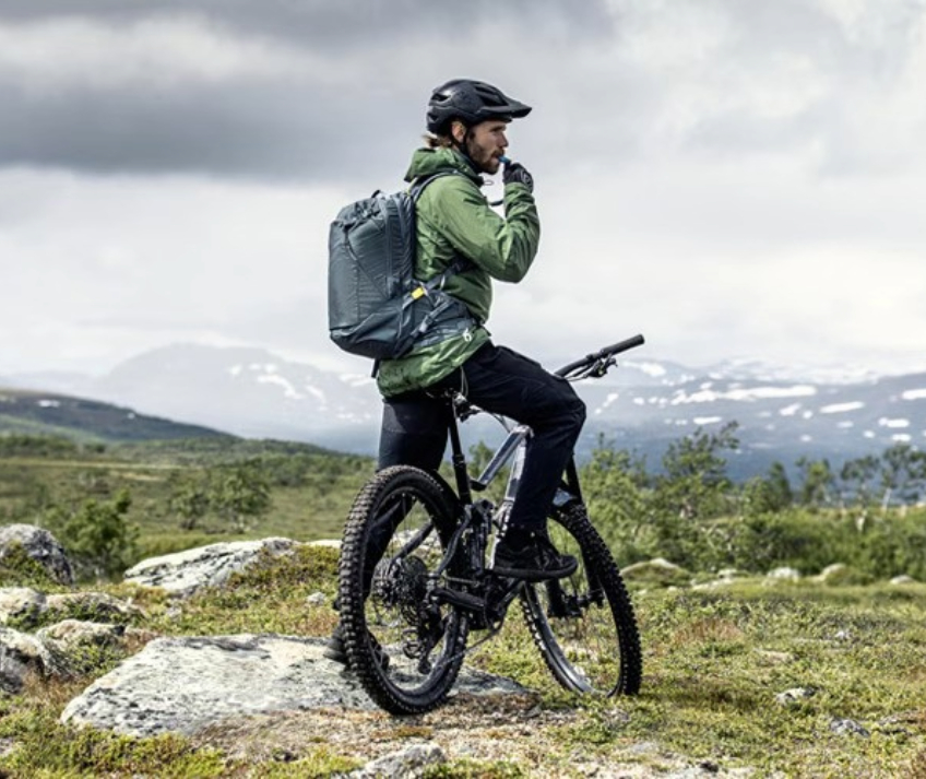 GHID: Cum să alegi cel mai bun sistem de hidratare pentru tine